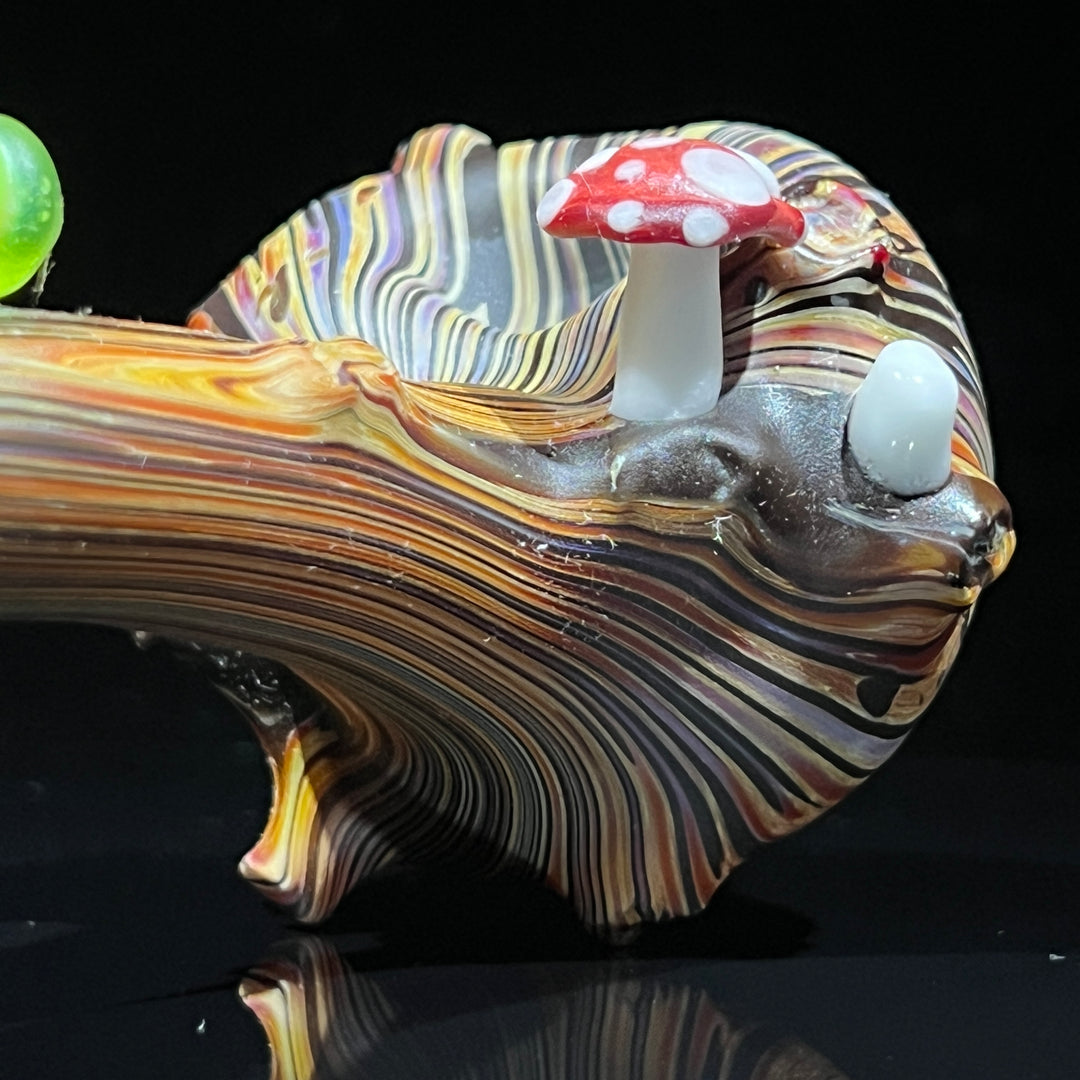 Wood Grain Caterpillar Gandalf Pipe Glass Pipe Wazoo Glass