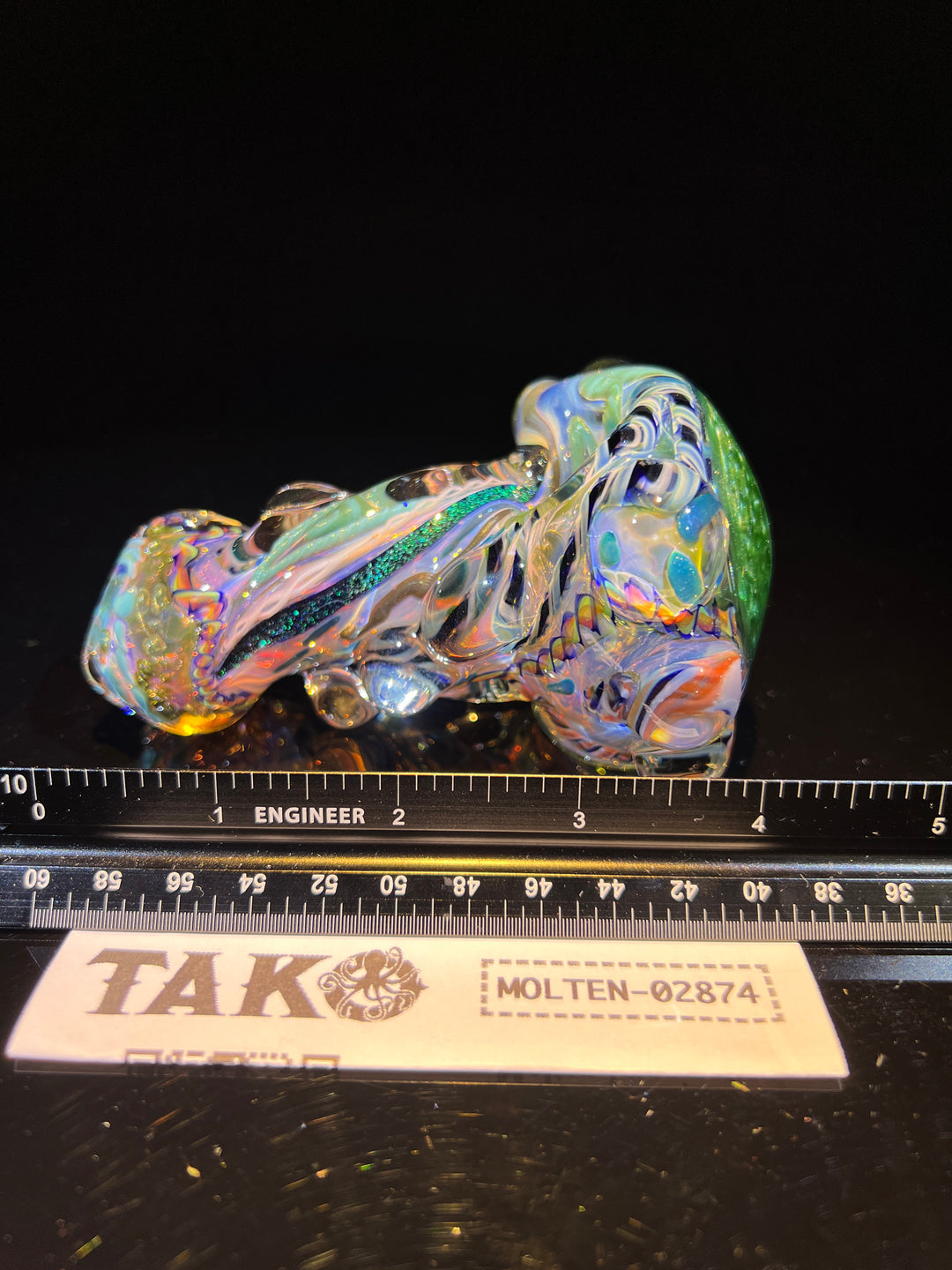 Molten Thick and Twisted Pipe Glass Pipe Molten Imagination   