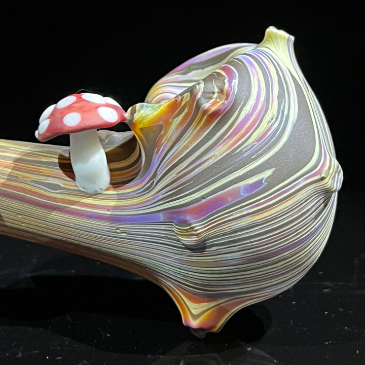 Wood Grain Caterpillar Gandalf Pipe Glass Pipe Wazoo Glass