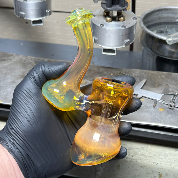 Gold Fume Bubbler with Black Carb Glass Pipe Cose Glass   