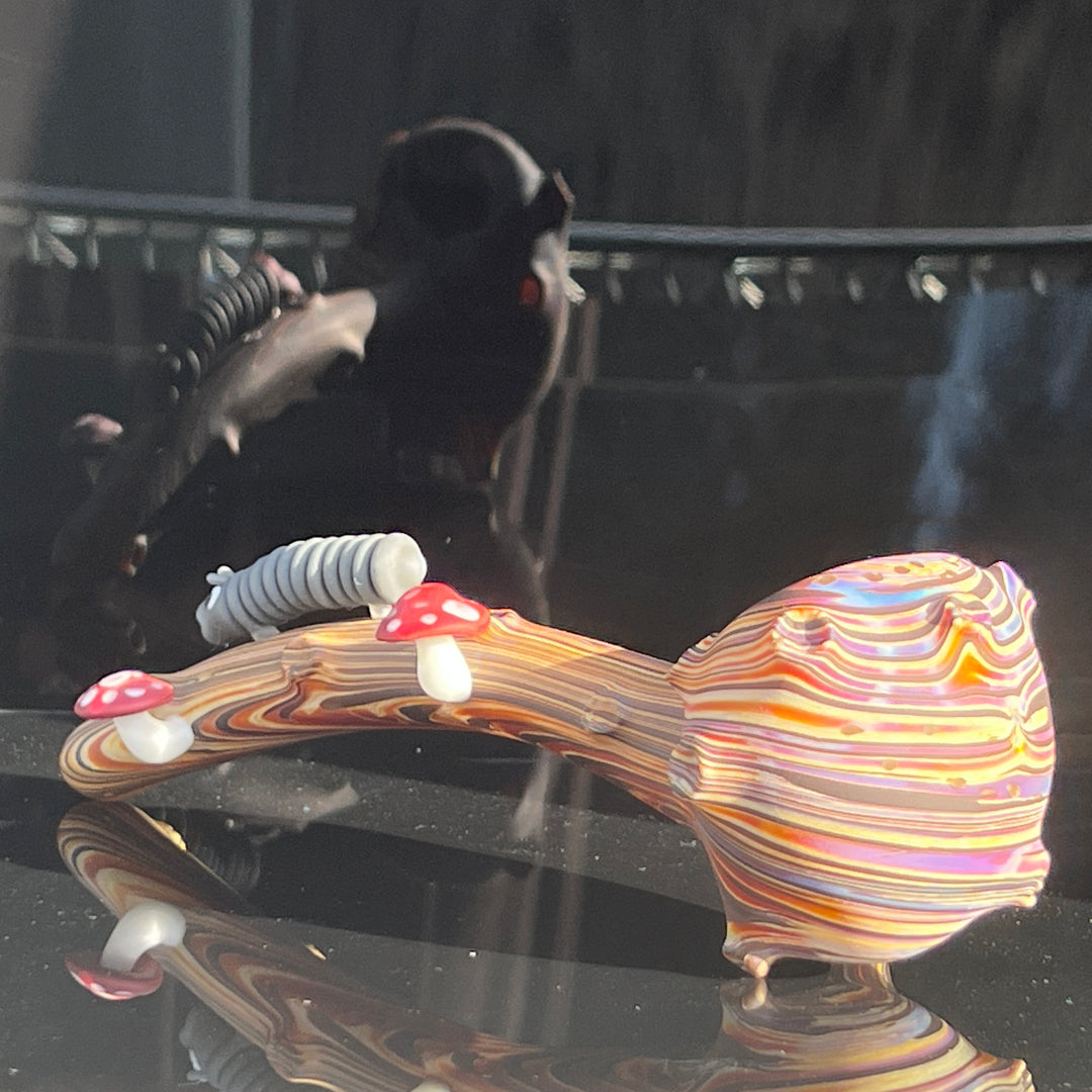 Wood Grain Caterpillar Gandalf Pipe Glass Pipe Wazoo Glass