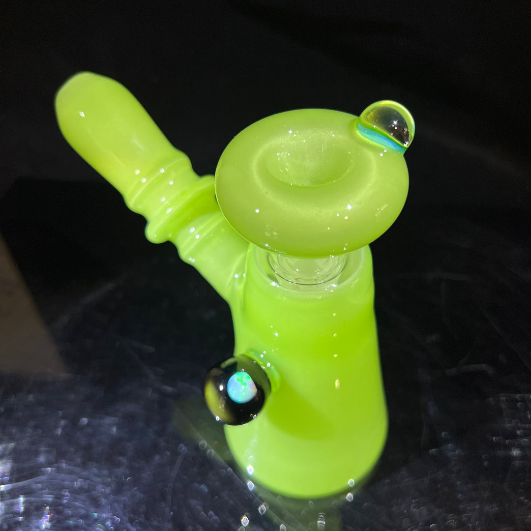 Lime White Satin Rig Glass Pipe Tako Glass   