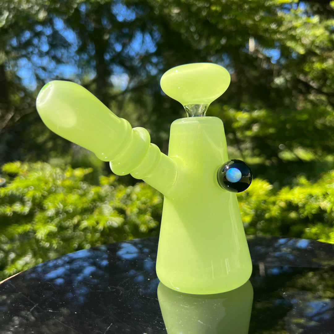 Lime White Satin Rig Glass Pipe Tako Glass   