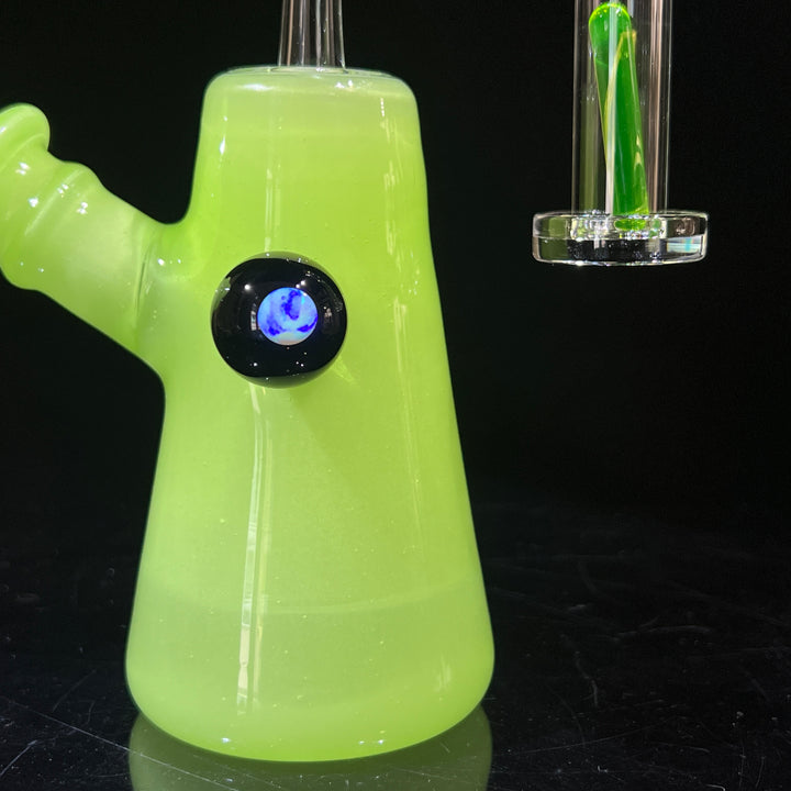 Lime White Satin Rig Glass Pipe Tako Glass   