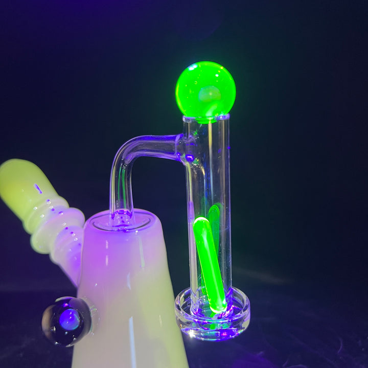 Lime White Satin Rig Glass Pipe Tako Glass   