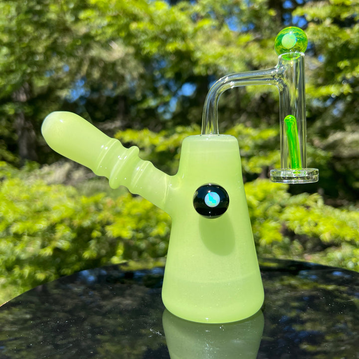 Lime White Satin Rig Glass Pipe Tako Glass   