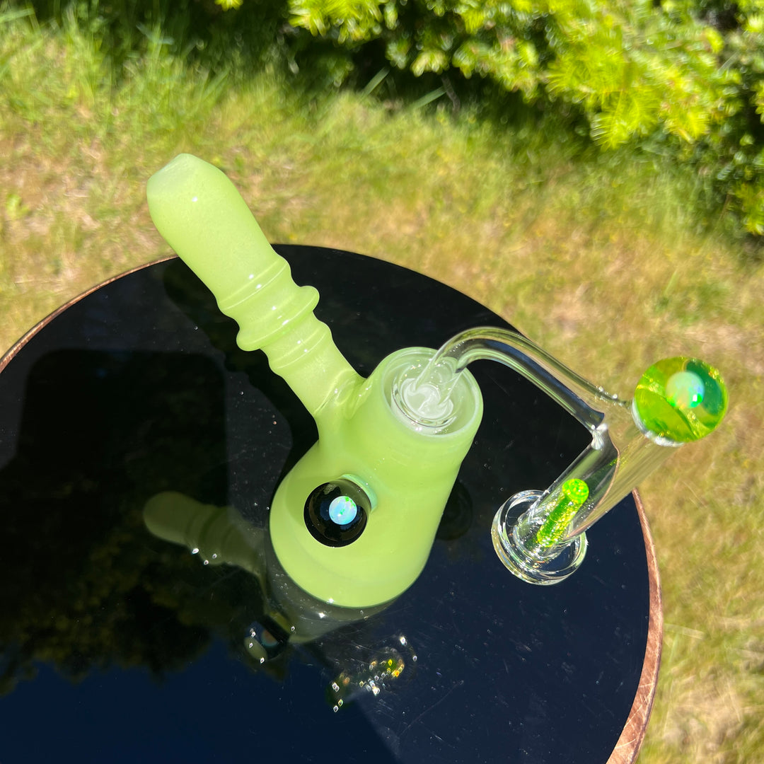 Lime White Satin Rig Glass Pipe Tako Glass   