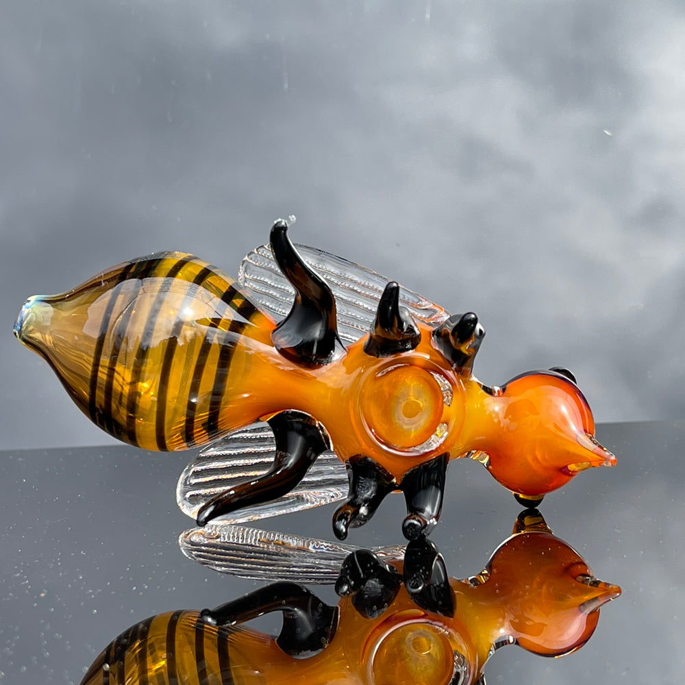 Bee Pipe Glass Pipe TG   