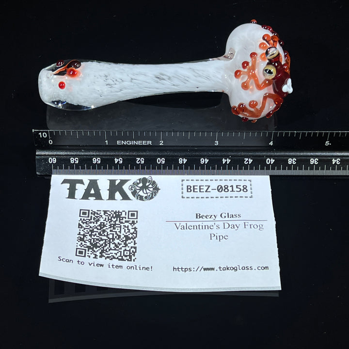 Valentine's Day Frog Pipe Glass Pipe Beezy Glass