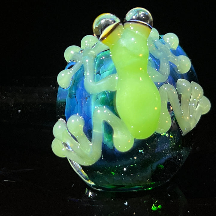 Exp Jade Frog Pipe Glass Pipe Beezy Glass   