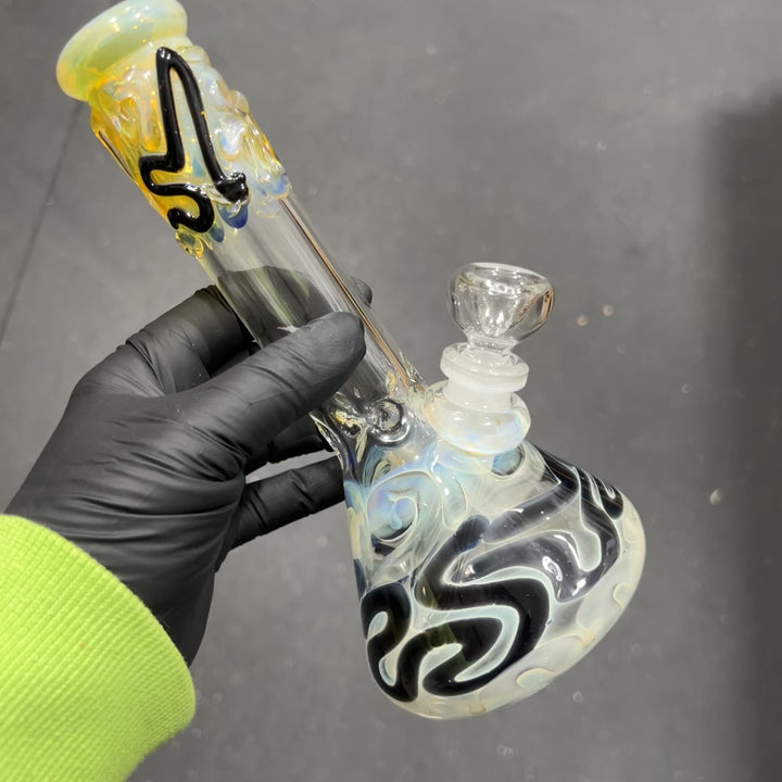 8" Fumed Color Squiggle Beaker Bong