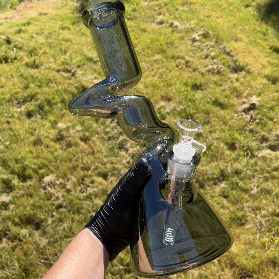 14" Metallic Zong Beaker