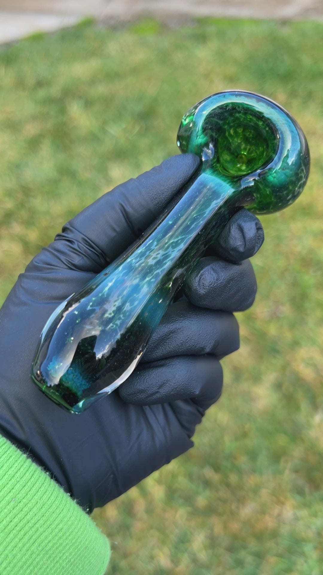 Experimental Jade Pipe Glass Pipe Beezy Glass