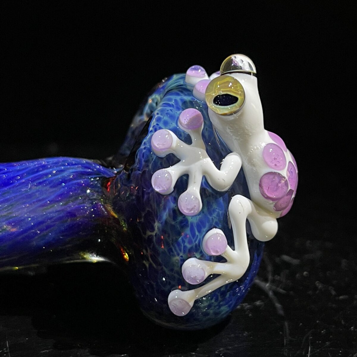 Beezy x Tako Collab Frog Pipe - Tako Glass