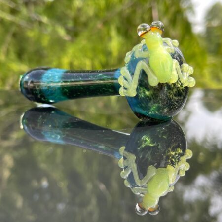 Exp Jade Frog Spoon Glass Pipe Beezy Glass