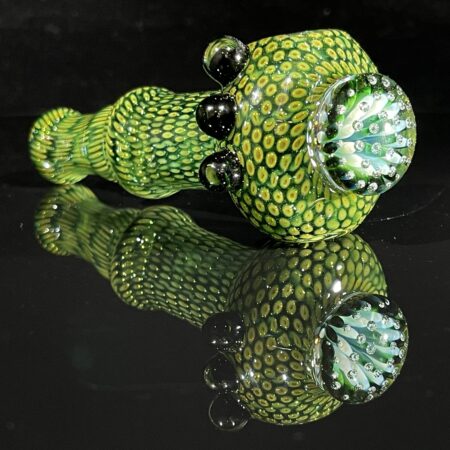 Anemone Face Snakeskin Spoon Pipe
