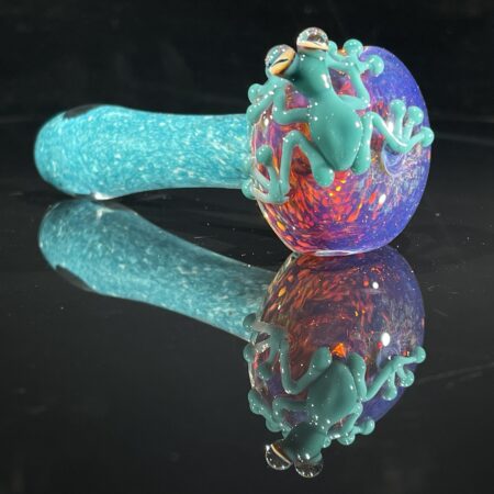 Glass Spoon Frog Pipe