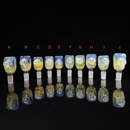 14mm Silver Fume Skull Pullslide Accessories Tako Glass 14mm Silver Fume Skull Pullslide