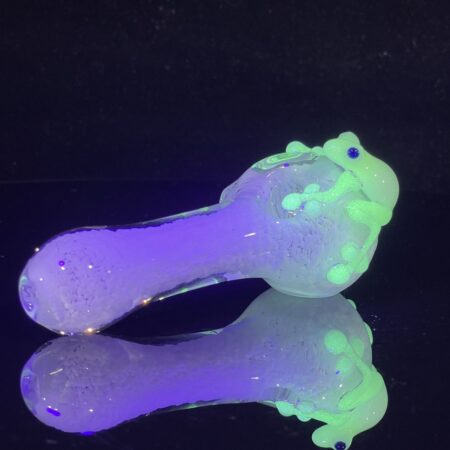 Glow Frog Spoon Pipe