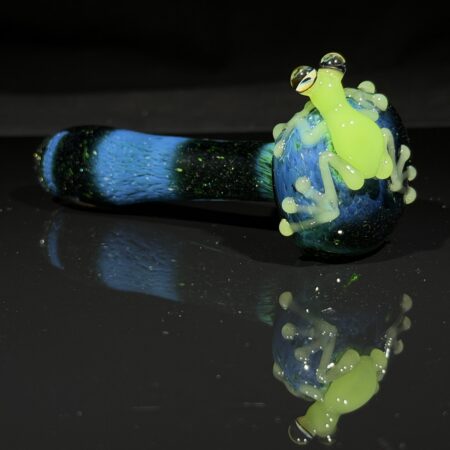 Exp Jade Frog Spoon Pipe All Pipes and Accessories Tako Glass Exp Jade Frog Spoon Pipe